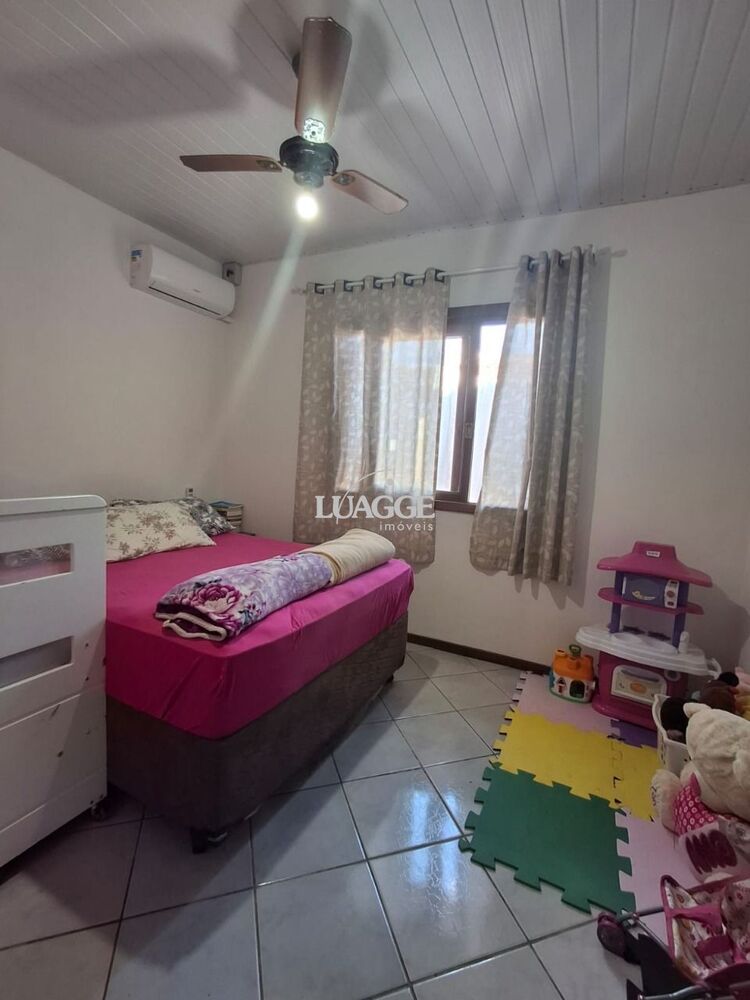 Casa à venda com 2 quartos, 53m² - Foto 2