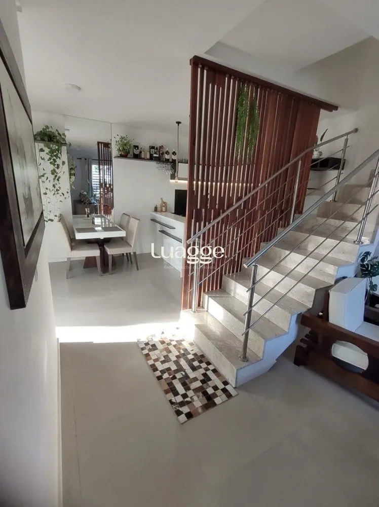 Casa, 3 quartos, 101 m² - Foto 1