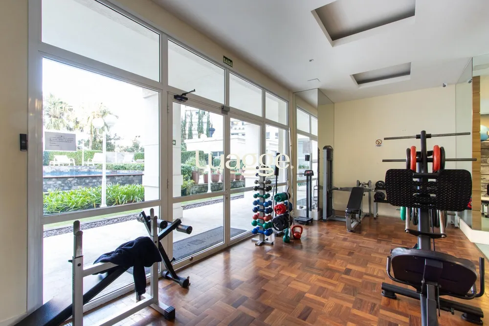 Apartamento, 3 quartos, 232 m² - Foto 1