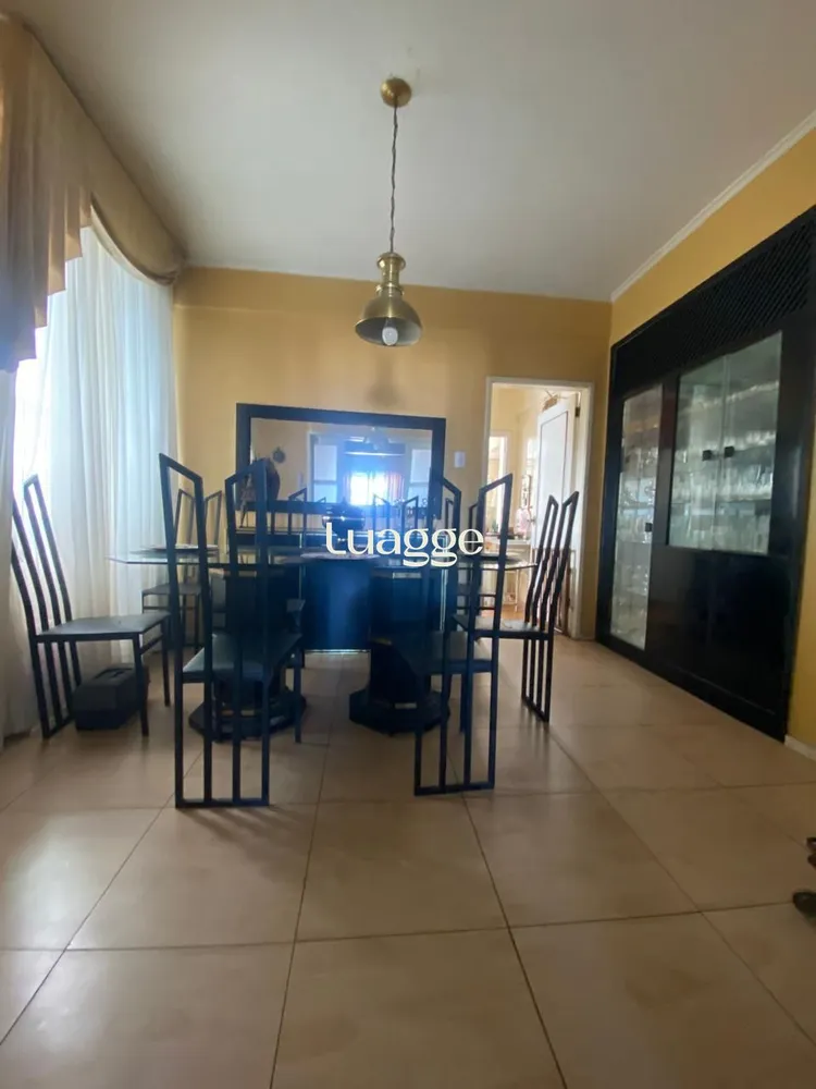 Apartamento, 3 quartos, 165 m² - Foto 1