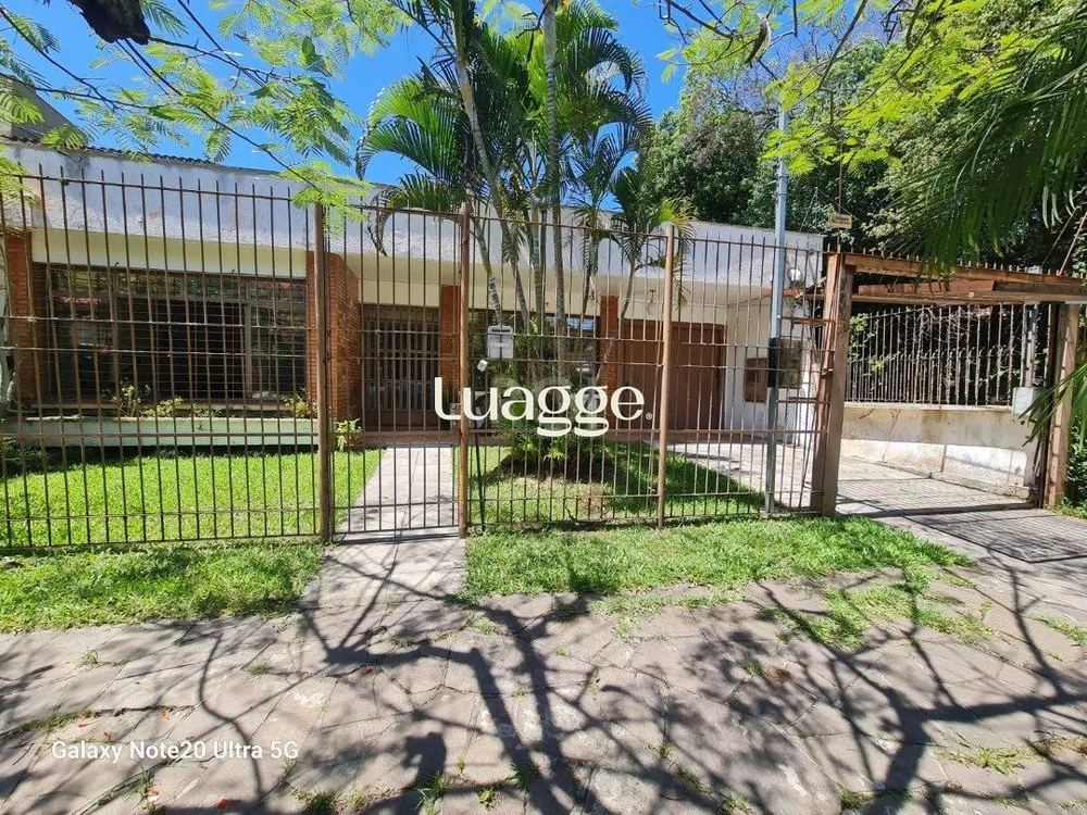 Casa, 3 quartos, 258 m² - Foto 2