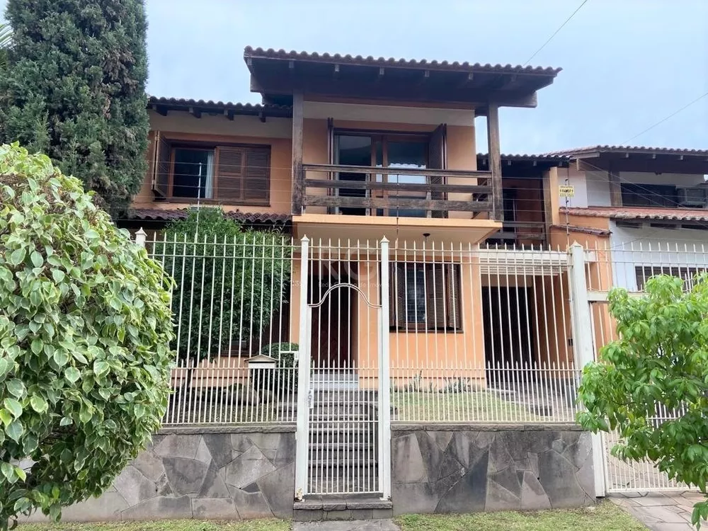 Sobrado à venda com 4 quartos, 313m² - Foto 1