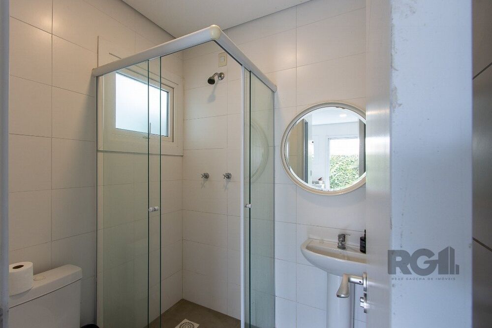 Casa de Condomínio à venda com 4 quartos, 417m² - Foto 2