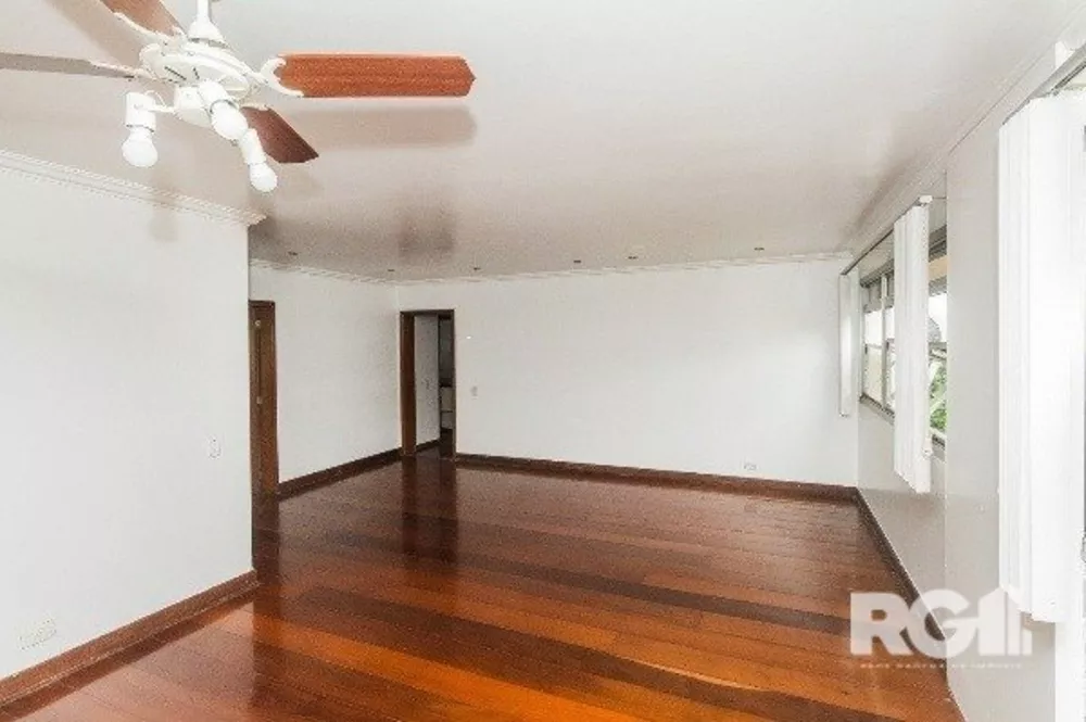 Apartamento à venda com 3 quartos, 139m² - Foto 4