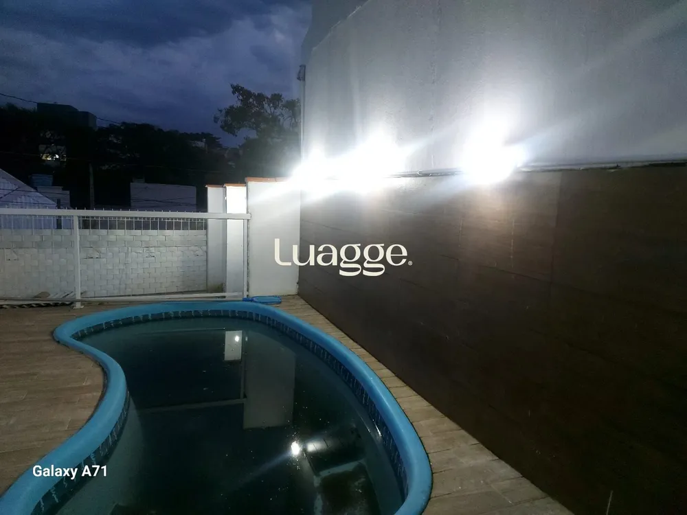 Casa, 3 quartos, 203 m² - Foto 1