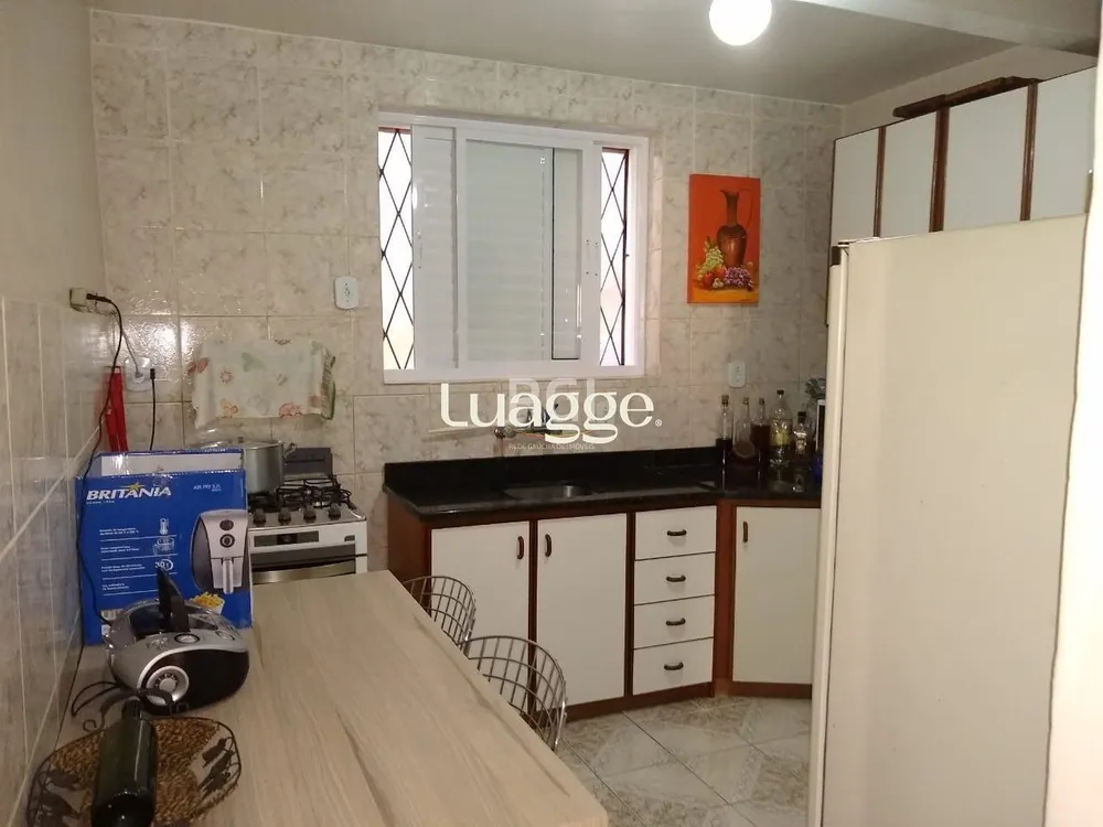 Casa, 3 quartos, 281 m² - Foto 1