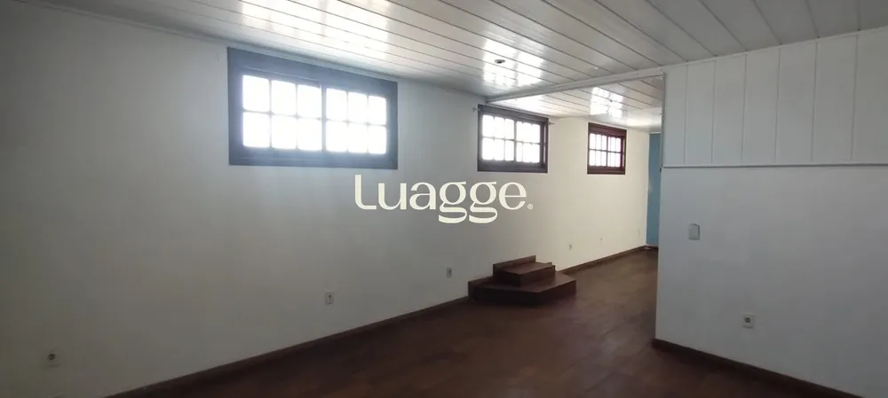 Casa, 4 quartos, 251 m² - Foto 3