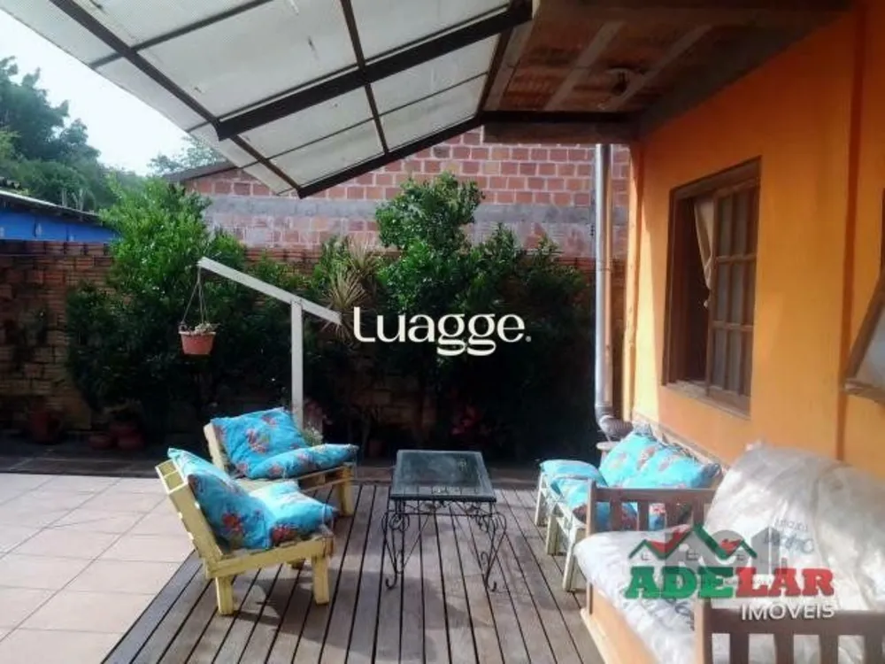 Casa, 4 quartos, 131 m² - Foto 1