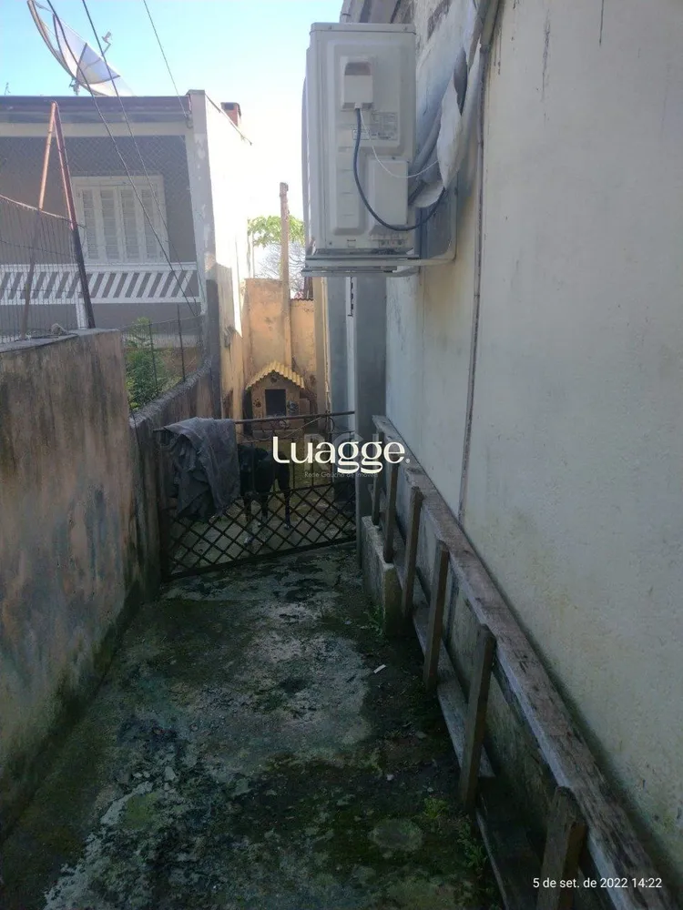 Casa, 5 quartos, 136 m² - Foto 1