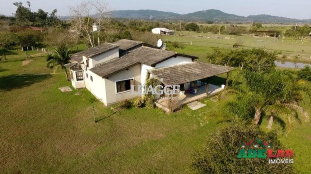 Sítio à venda com 2 quartos, 20001m² - Foto 5