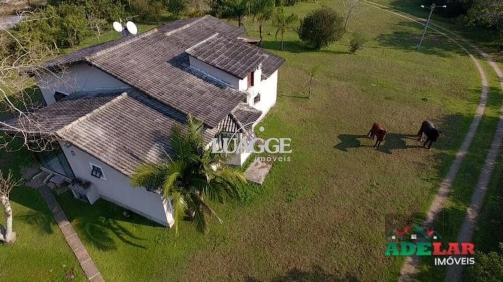 Sítio à venda com 2 quartos, 20001m² - Foto 9
