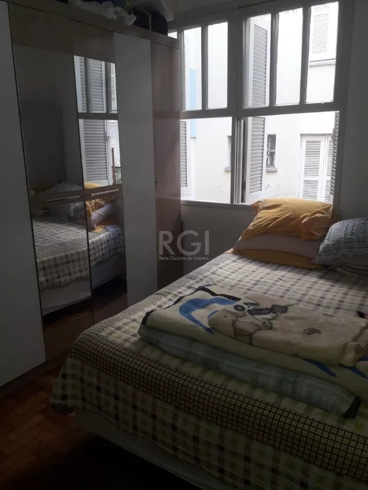 Apartamento à venda com 2 quartos, 64m² - Foto 4