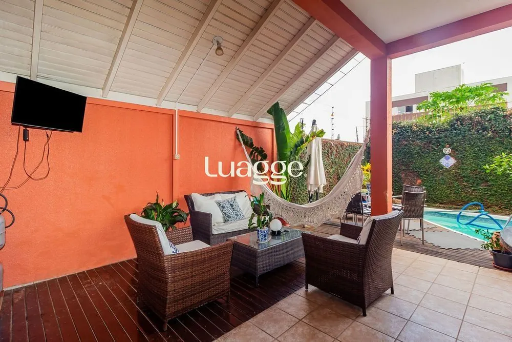 Casa, 3 quartos, 173 m² - Foto 2