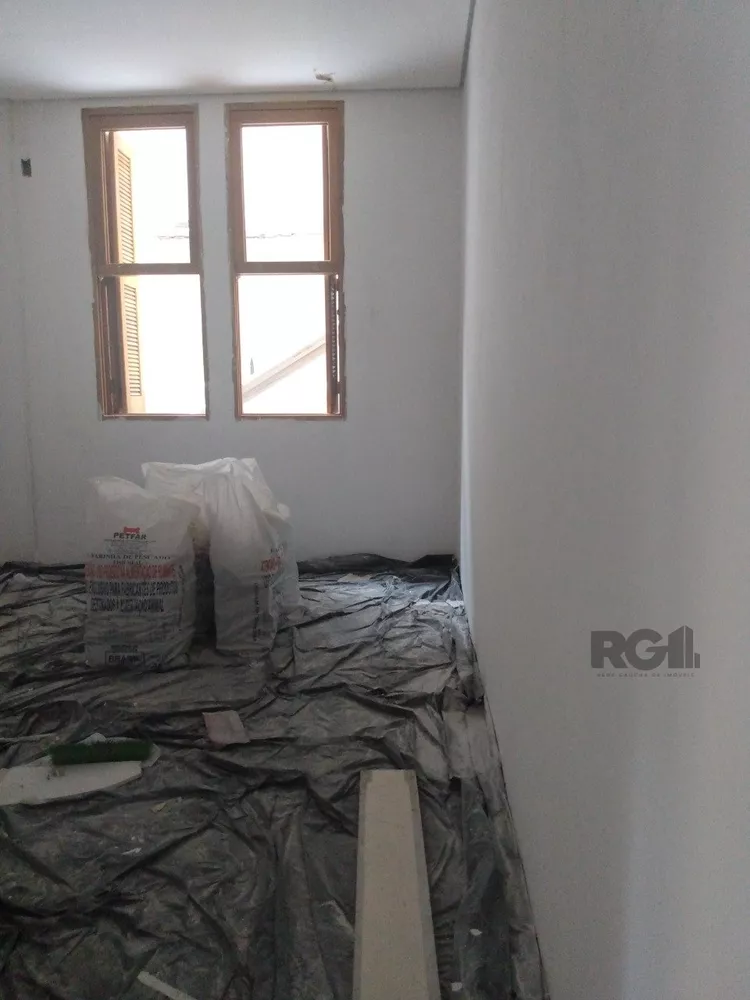 Apartamento à venda com 3 quartos, 105m² - Foto 3