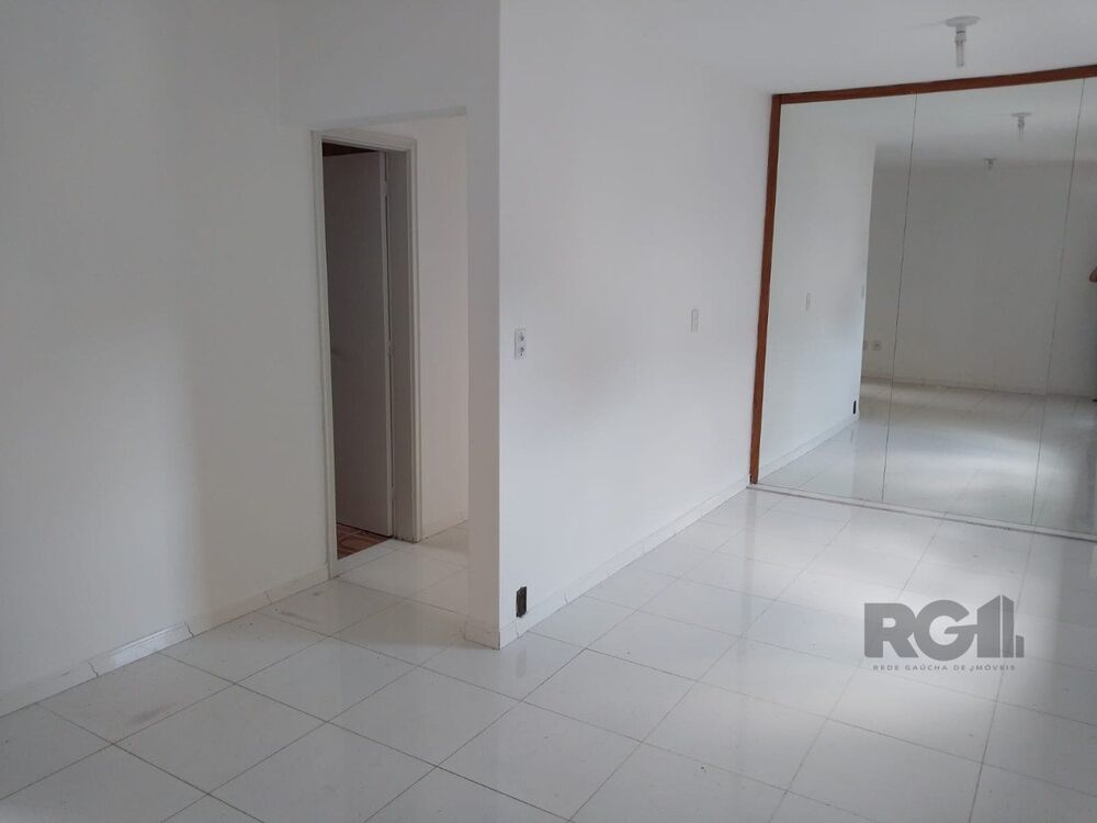 Apartamento à venda com 3 quartos, 75m² - Foto 1