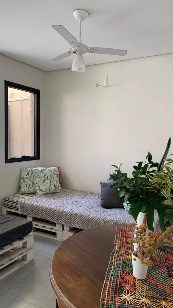 Casa à venda com 4 quartos, 185m² - Foto 4