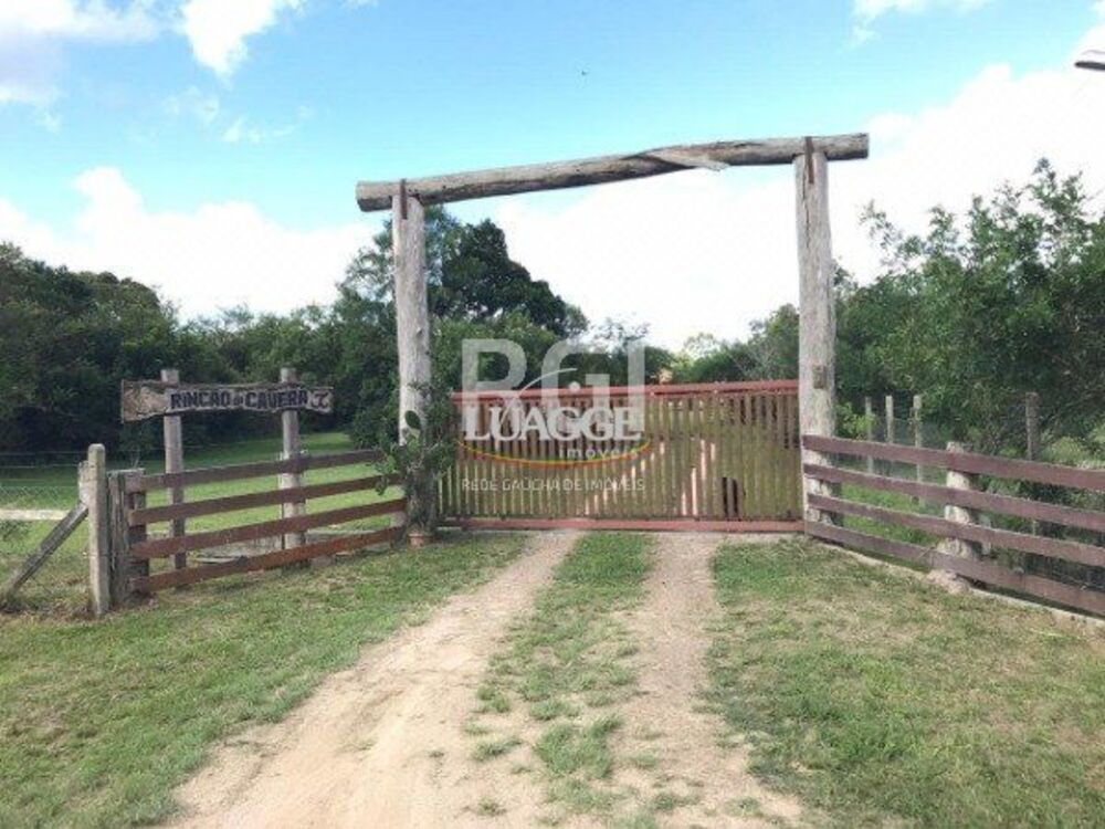 Sítio à venda com 2 quartos, 200m² - Foto 4
