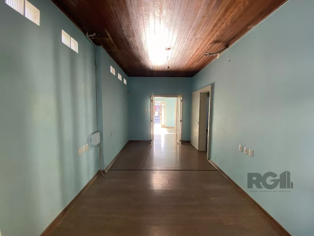 Casa à venda com 3 quartos, 179m² - Foto 2