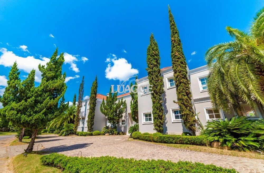 Casa de Condomínio à venda com 6 quartos, 747m² - Foto 3