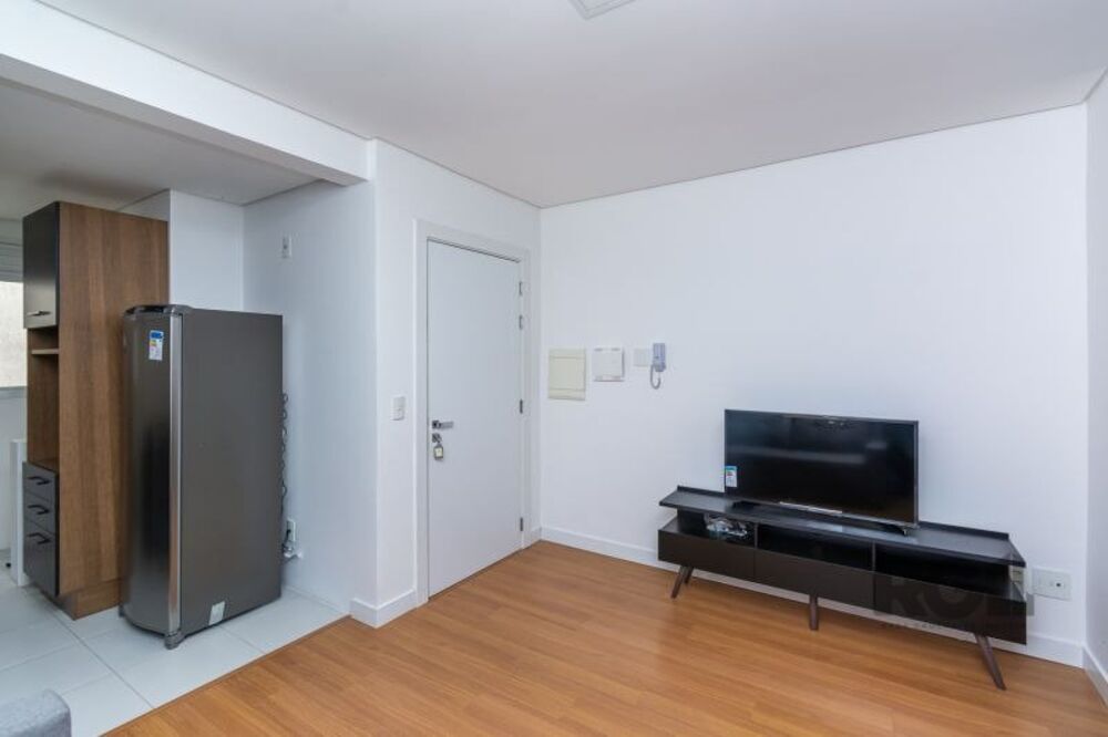 Apartamento para alugar com 1 quarto, 37m² - Foto 3