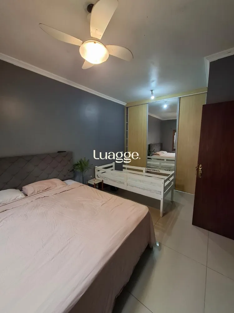 Casa, 3 quartos, 141 m² - Foto 1