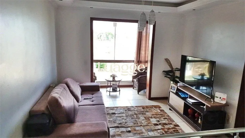 Casa, 3 quartos, 238 m² - Foto 2