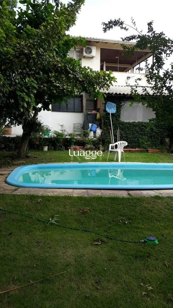Casa, 4 quartos, 231 m² - Foto 1