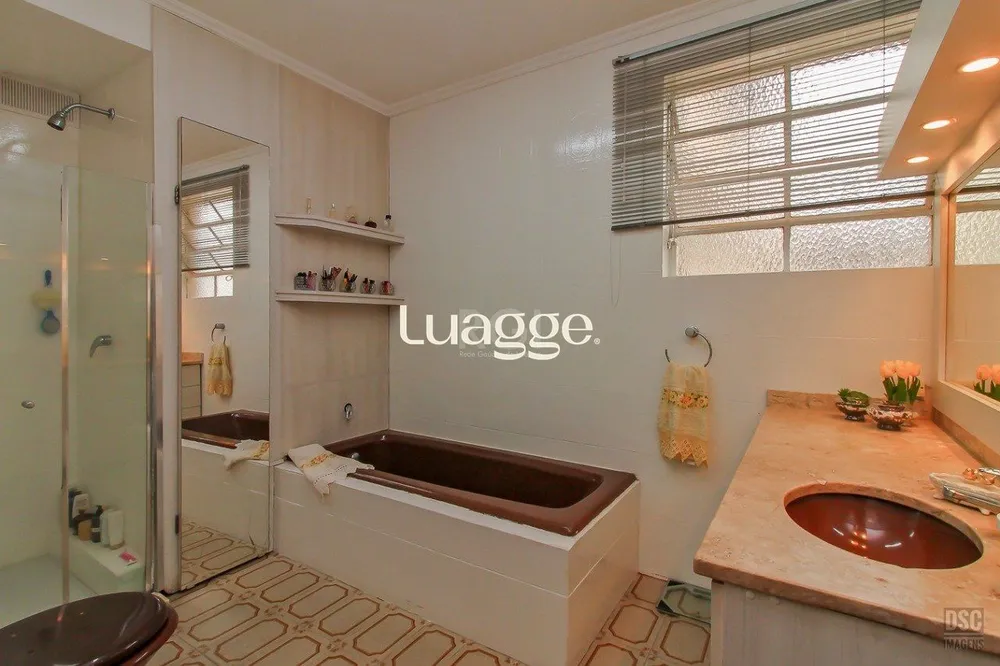 Apartamento, 3 quartos, 145 m² - Foto 1