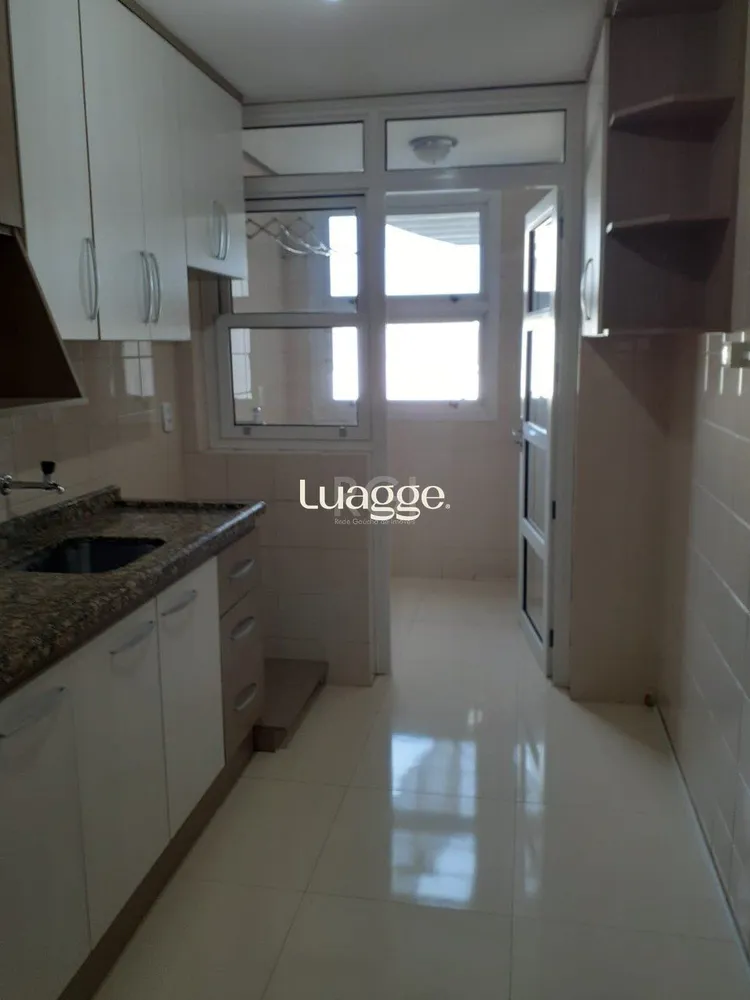 Apartamento, 3 quartos, 83 m² - Foto 2