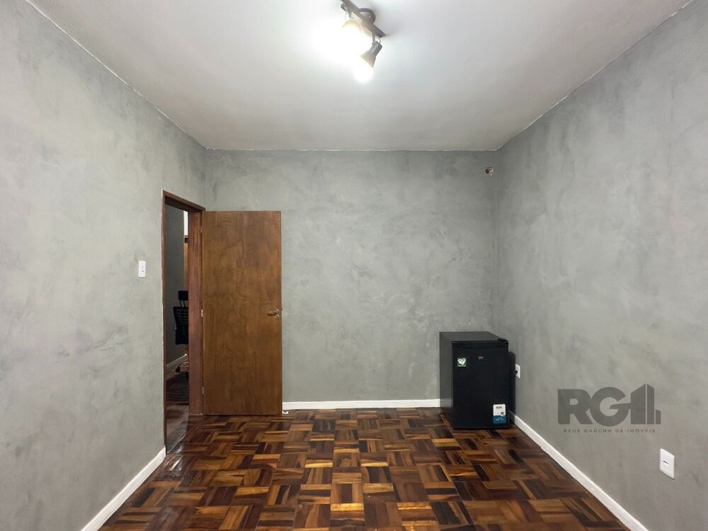 Casa à venda com 3 quartos, 101m² - Foto 7