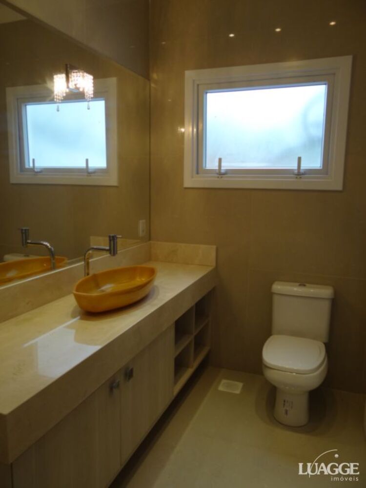 Casa à venda com 3 quartos, 305m² - Foto 3