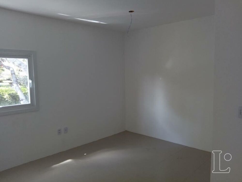 Casa à venda com 3 quartos, 159m² - Foto 3