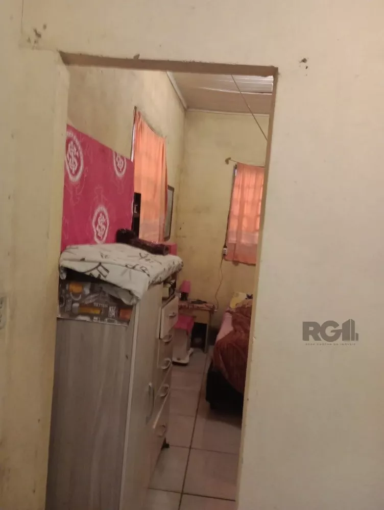 Casa à venda com 3 quartos, 130m² - Foto 2