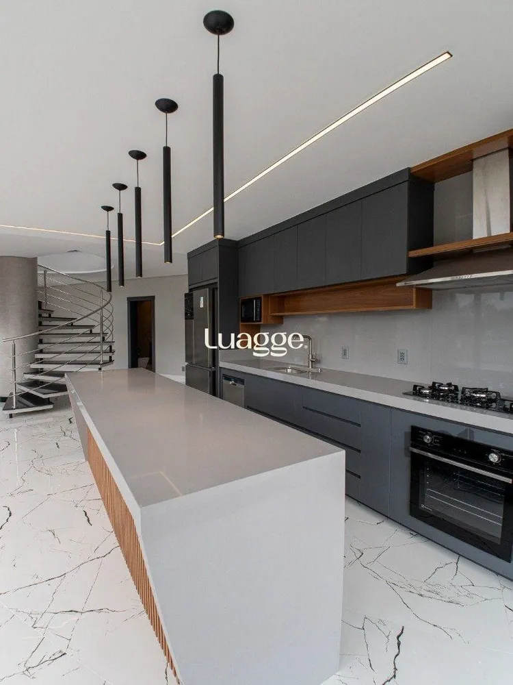 Casa, 5 quartos, 593 m² - Foto 2