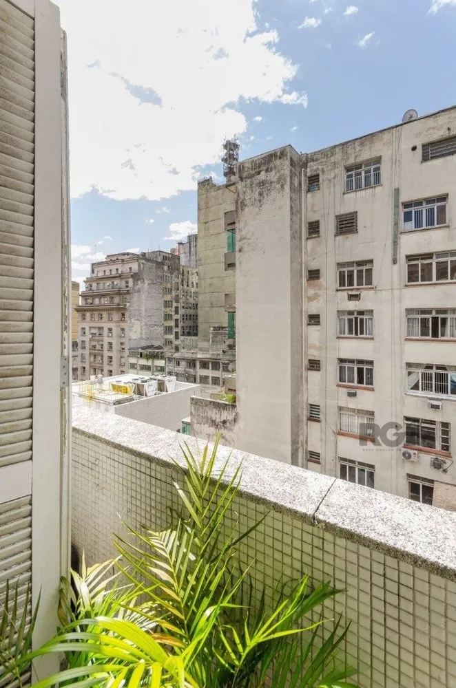 Apartamento à venda com 3 quartos, 202m² - Foto 7