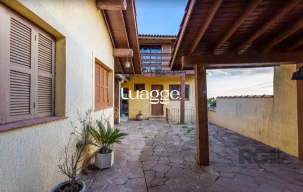 Casa, 4 quartos, 220 m² - Foto 2