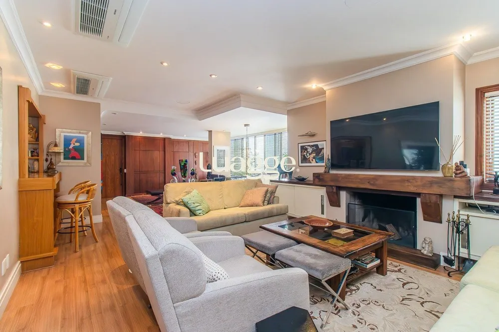 Apartamento, 3 quartos, 179 m² - Foto 1