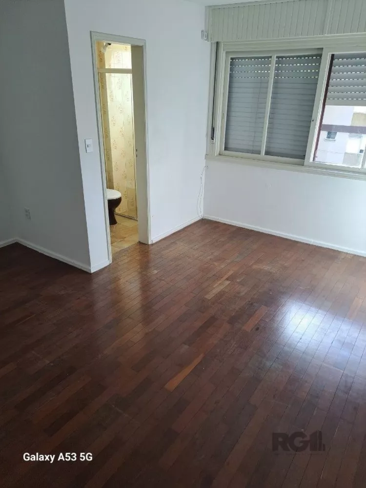 Apartamento à venda com 1 quarto, 28m² - Foto 2