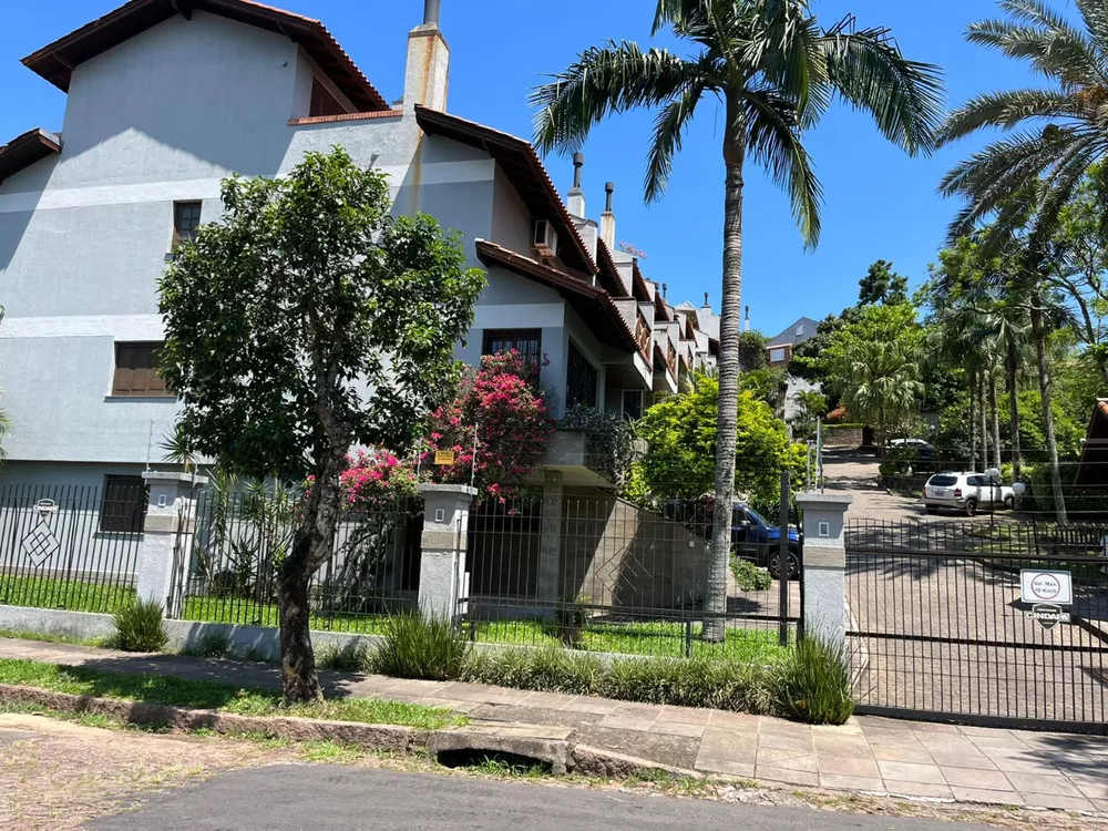 Casa de Condomínio à venda com 3 quartos, 174m² - Foto 1