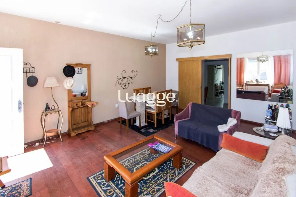 Casa, 3 quartos, 282 m² - Foto 1