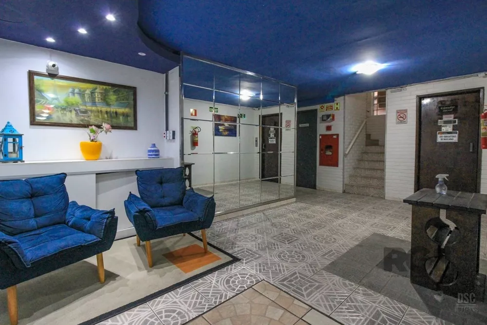 Apartamento à venda com 1 quarto, 30m² - Foto 2