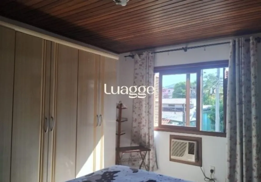 Casa, 3 quartos, 207 m² - Foto 1