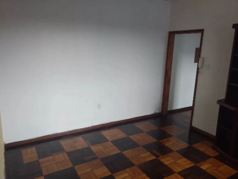 Apartamento à venda com 2 quartos, 62m² - Foto 3