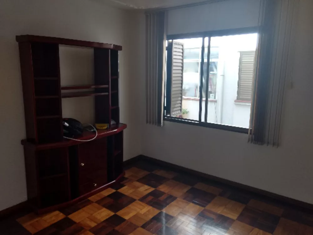 Apartamento à venda com 2 quartos, 62m² - Foto 5