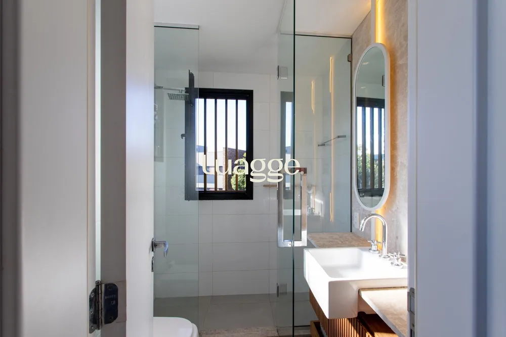 Apartamento, 3 quartos, 147 m² - Foto 1