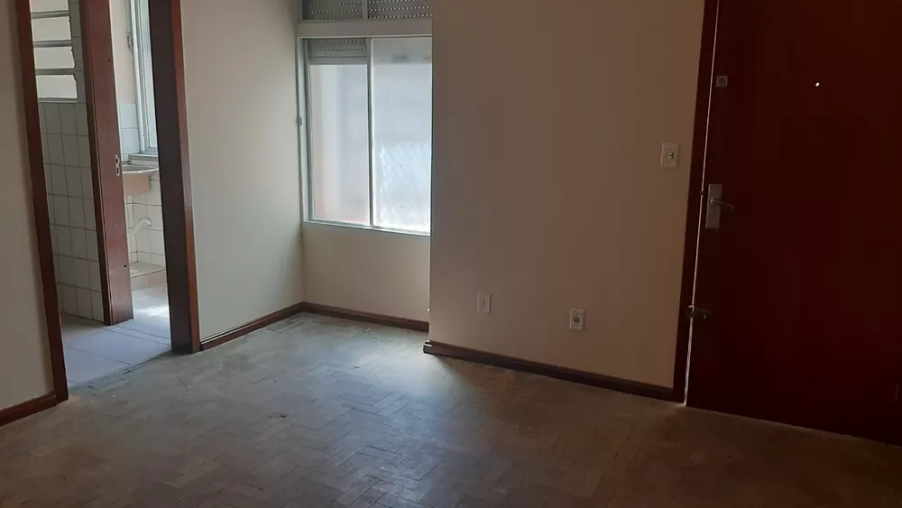 Apartamento à venda com 2 quartos, 66m² - Foto 2