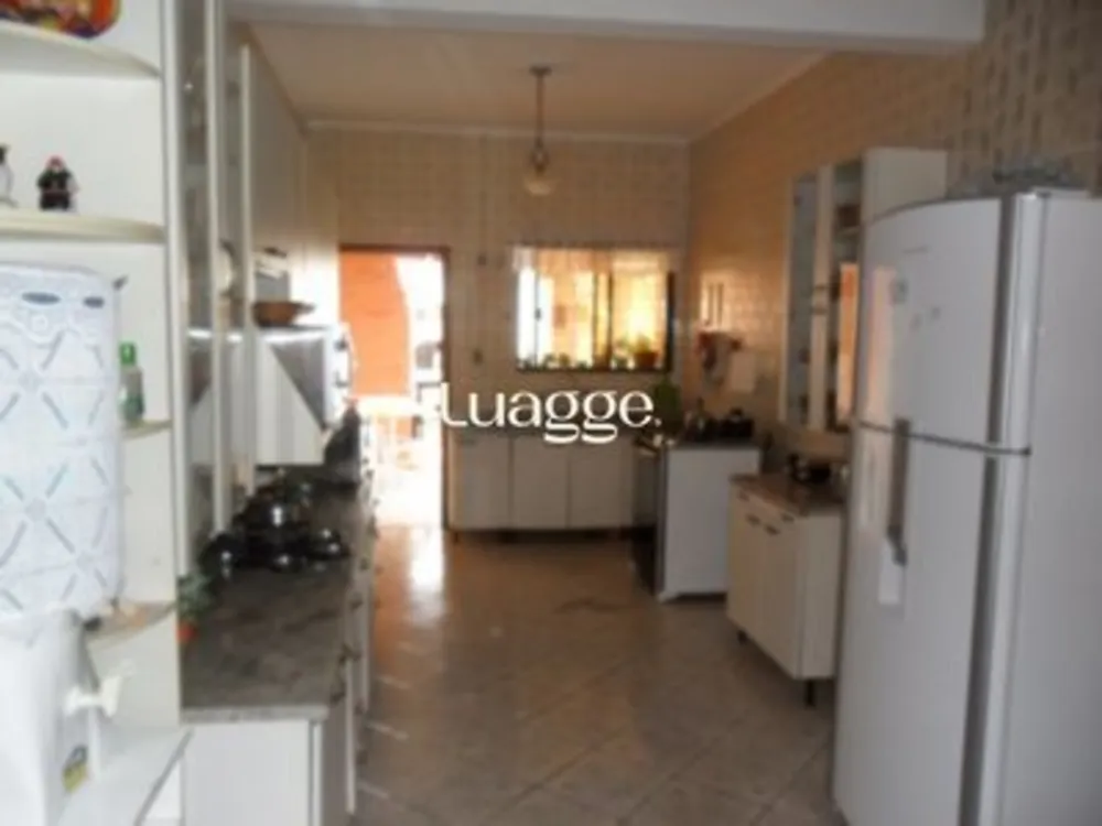 Casa, 5 quartos, 271 m² - Foto 1
