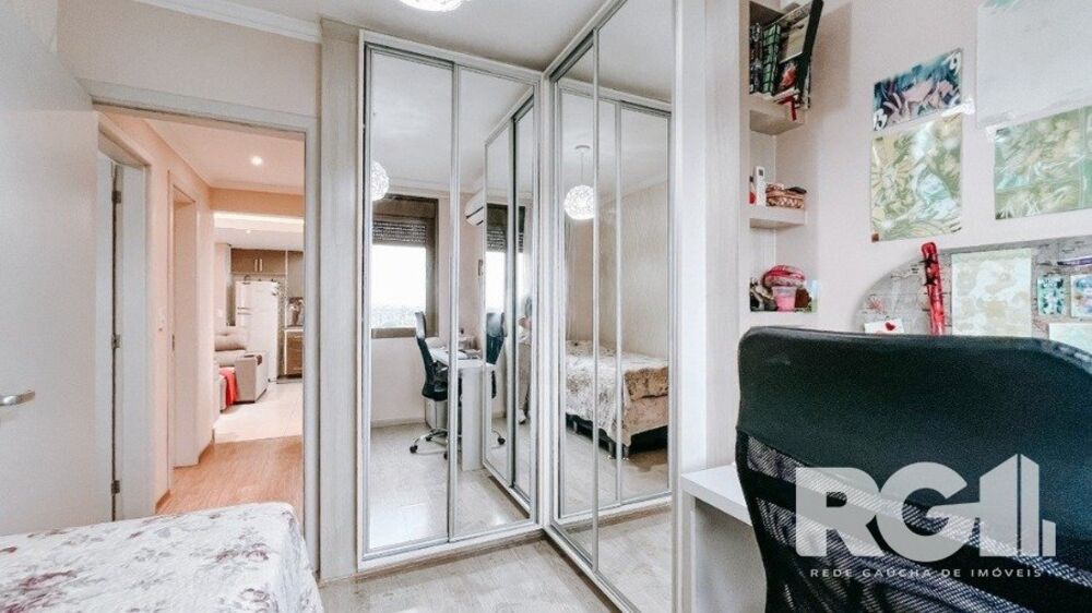 Apartamento à venda com 3 quartos, 93m² - Foto 2