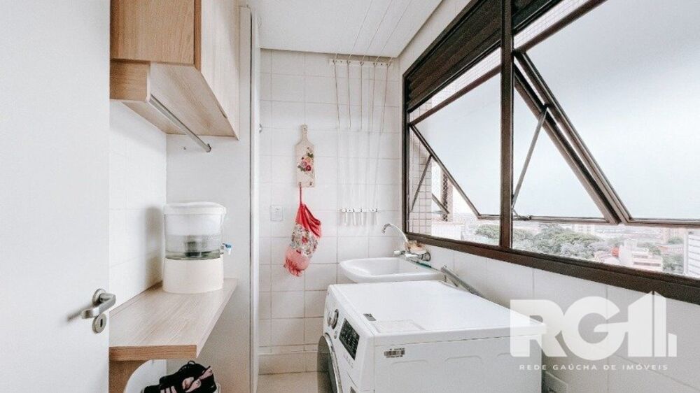 Apartamento à venda com 3 quartos, 93m² - Foto 1