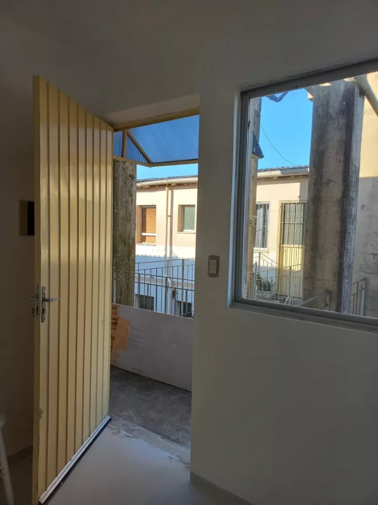 Apartamento à venda com 2 quartos, 38m² - Foto 3